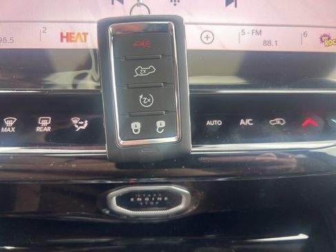 New 2026 Jeep Grand Cherokee L 4WD image 32