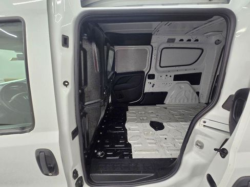 Used 2022 RAM ProMaster City Tradesman FWD image 11