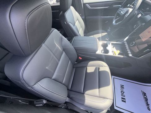 New 2026 GMC Acadia Elevation w/ Elevation Premium Package FWD image 25