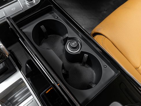 Used 2023 Audi S8 4.0T quattro image 47