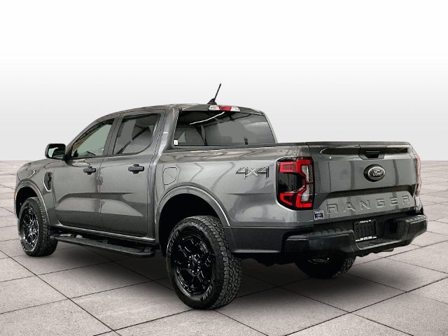 Used 2025 Ford Ranger XLT w/ Black Appearance Package AWD/4WD image 10