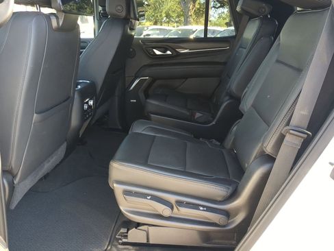 Used 2021 GMC Yukon Denali w/ Denali Premium Package image 22