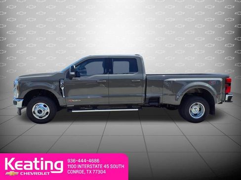 Used 2026 Ford F350 Lariat AWD/4WD image 6