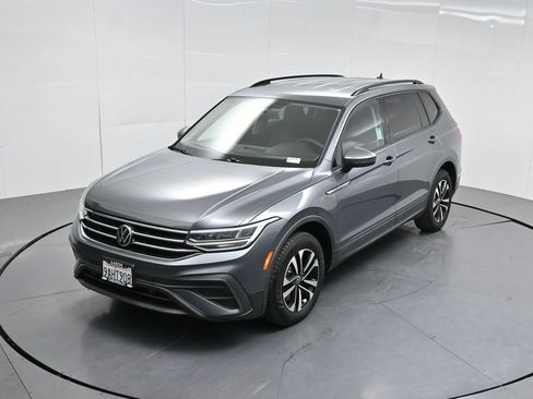 Used 2022 Volkswagen Tiguan S FWD image 57