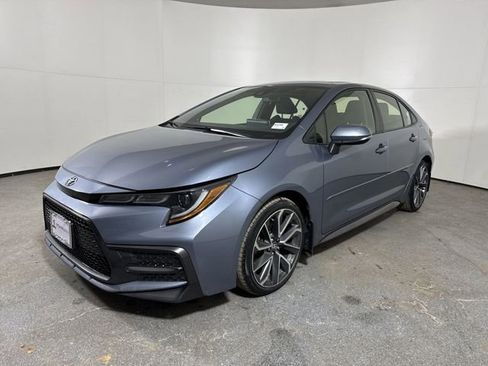 Used 2021 Toyota Corolla SE w/ SE Premium Package image 25
