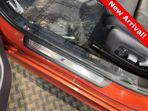 Used 2021 BMW 330i xDrive Sedan w/ M Sport Package image 9