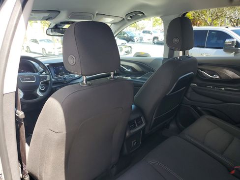 Used 2024 GMC Terrain SLE image 14