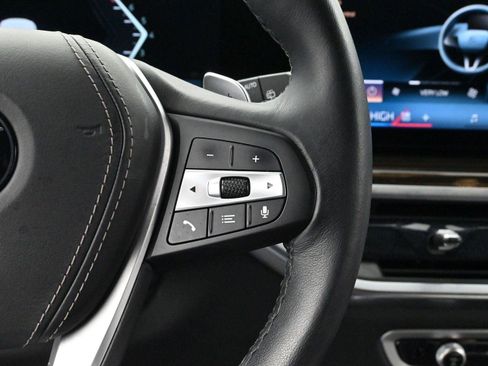 Used 2024 BMW X5 xDrive40i w/ Premium Package image 17