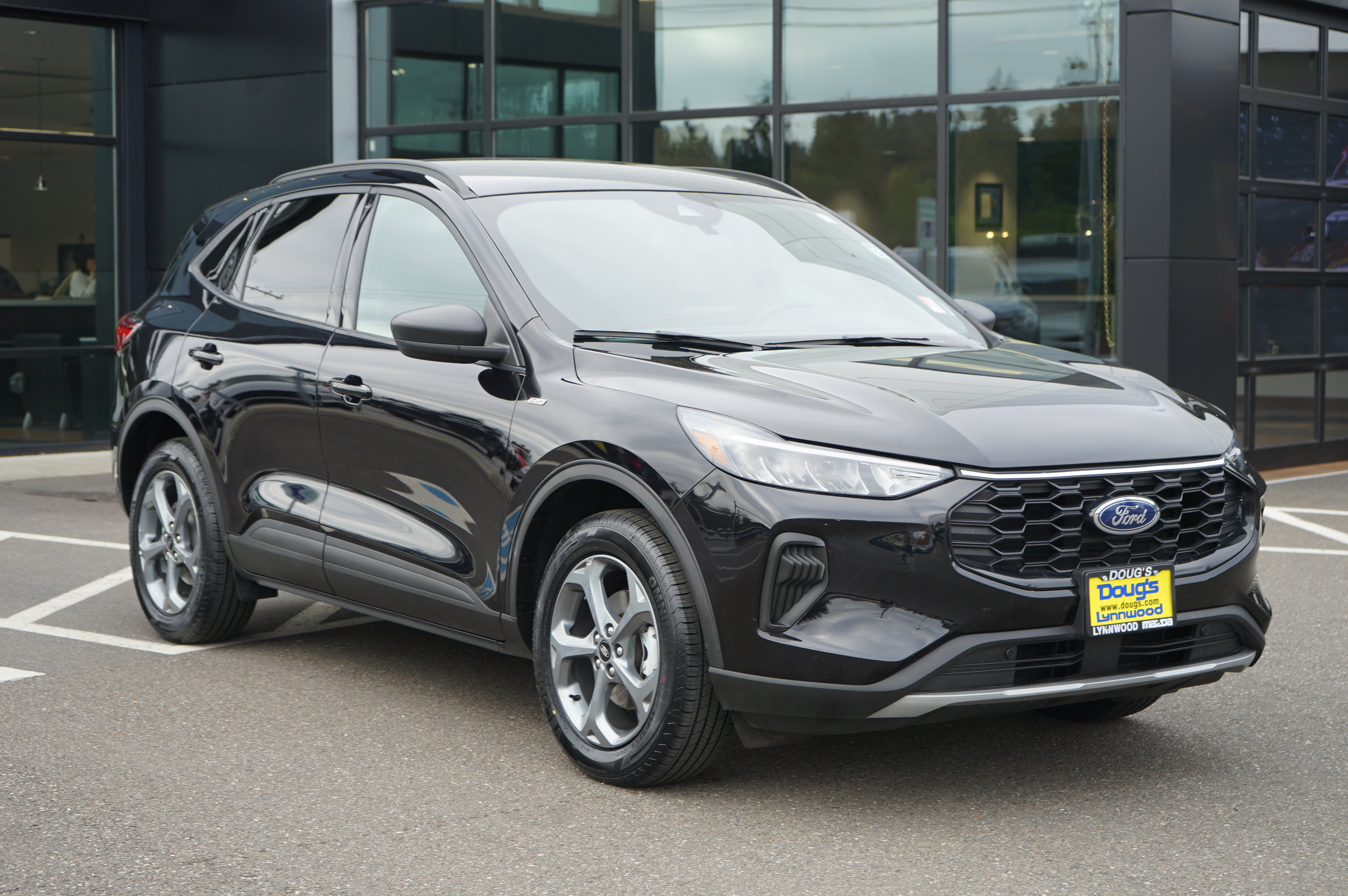 Used 2025 Ford Escape ST-Line AWD/4WD image 11
