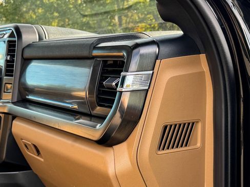 Used 2023 Ford F250 Lariat w/ Tremor Off-Road Package image 11