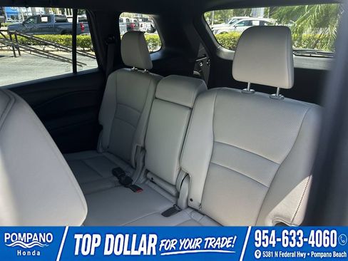 Certified 2024 Honda Passport EX-L image 28