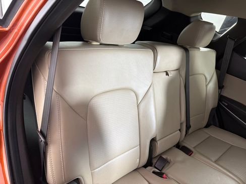 Used 2016 Hyundai Santa Fe AWD image 23