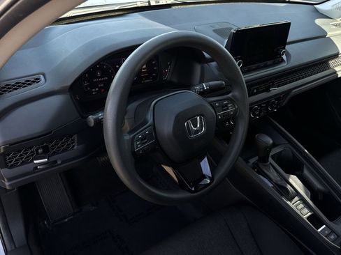 Used 2023 Honda Accord EX image 16