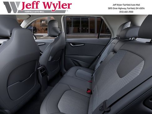 New 2026 Kia Niro EX FWD image 19