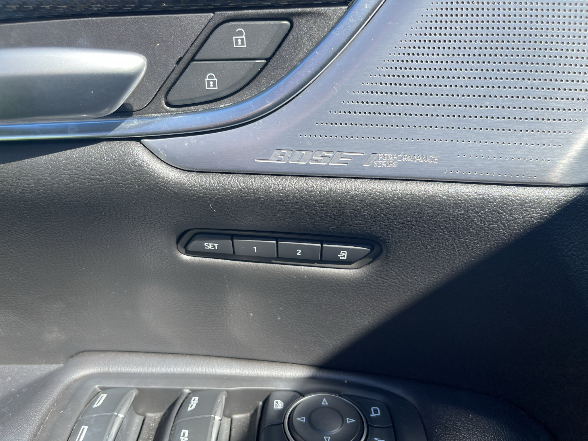 Used 2024 Cadillac XT5 Sportv w/ Technology Package AWD/4WD image 24