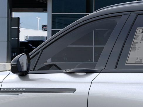 New 2025 Lincoln Nautilus Reserve w/ Jet Appearance Package image 20