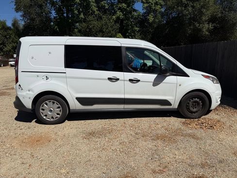 Used 2017 Ford Transit Connect XLT FWD image 5