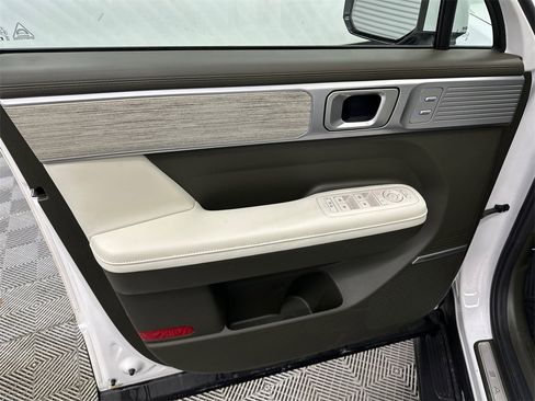 Certified 2025 Hyundai Santa Fe Calligraphy image 11