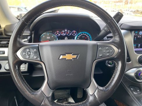 Used 2018 Chevrolet Suburban Premier image 37