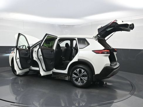 Used 2023 Nissan Rogue SV FWD image 35