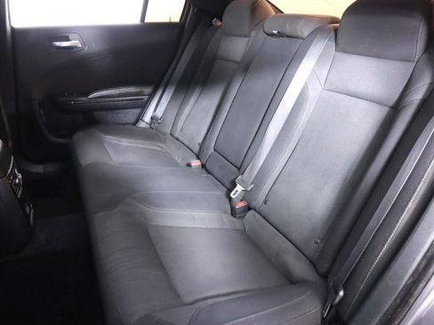 Used 2018 Dodge Charger SXT Plus w/ Blacktop Package image 30