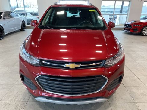 Used 2020 Chevrolet Trax LT w/ Driver Confidence Package image 8