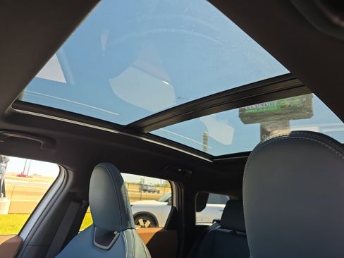 Used 2025 MINI Cooper Countryman S w/ Comfort Package Max image 30