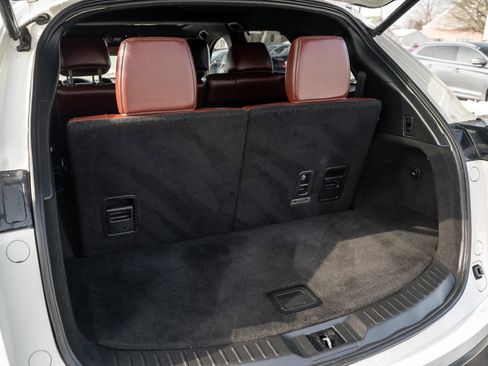 Used 2017 MAZDA CX-9 Signature image 9