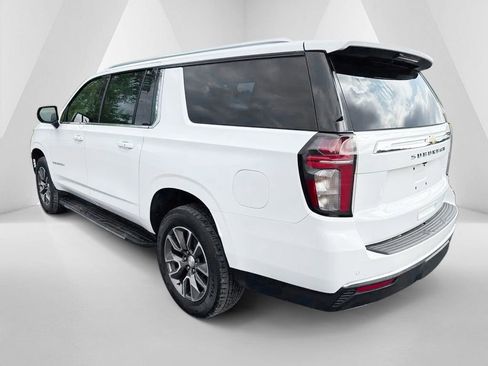 Used 2023 Chevrolet Suburban LS AWD/4WD image 8
