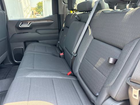 New 2026 GMC Sierra 1500 Elevation image 24