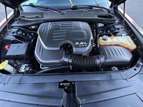 Used 2018 Dodge Challenger SXT Plus image 18