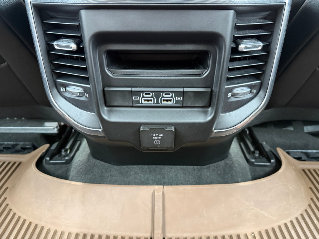 Used 2023 RAM 1500 Laramie AWD/4WD image 29
