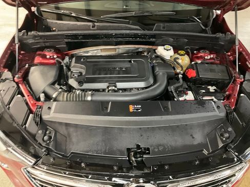 Certified 2022 Buick Envision Preferred w/ Safety Package image 24