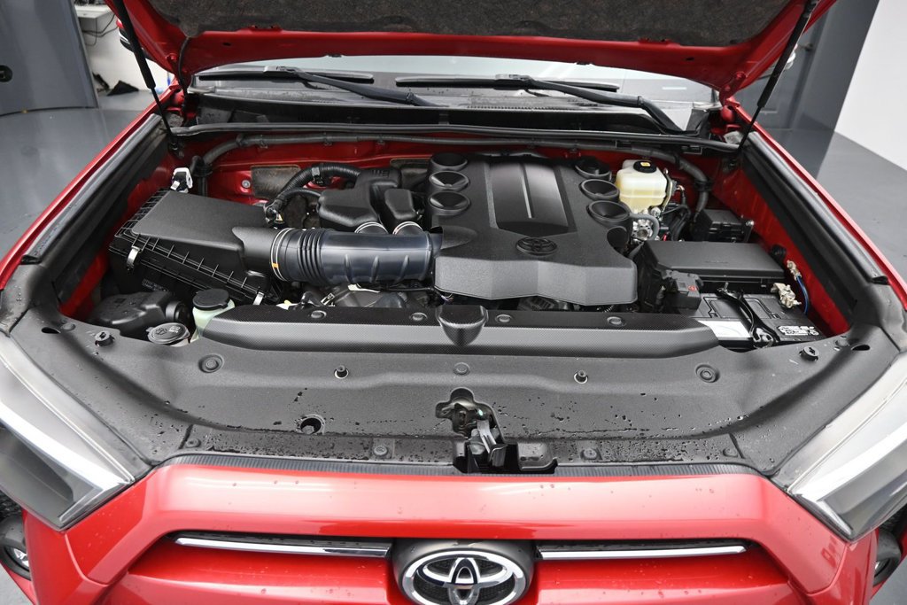 Used 2022 Toyota 4Runner SR5 Premium AWD/4WD image 14