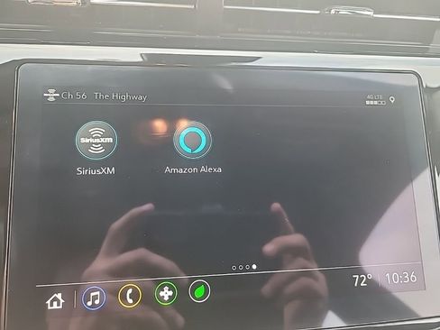 Certified 2023 Chevrolet Bolt EUV LT w/ Convenience Package image 21