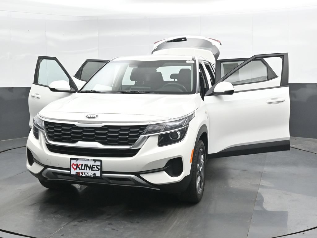 Used 2021 Kia Seltos LX AWD/4WD image 49