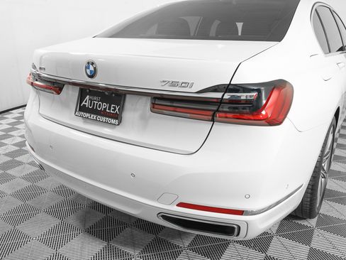 Used 2022 BMW 750i xDrive 750i xDrive image 35