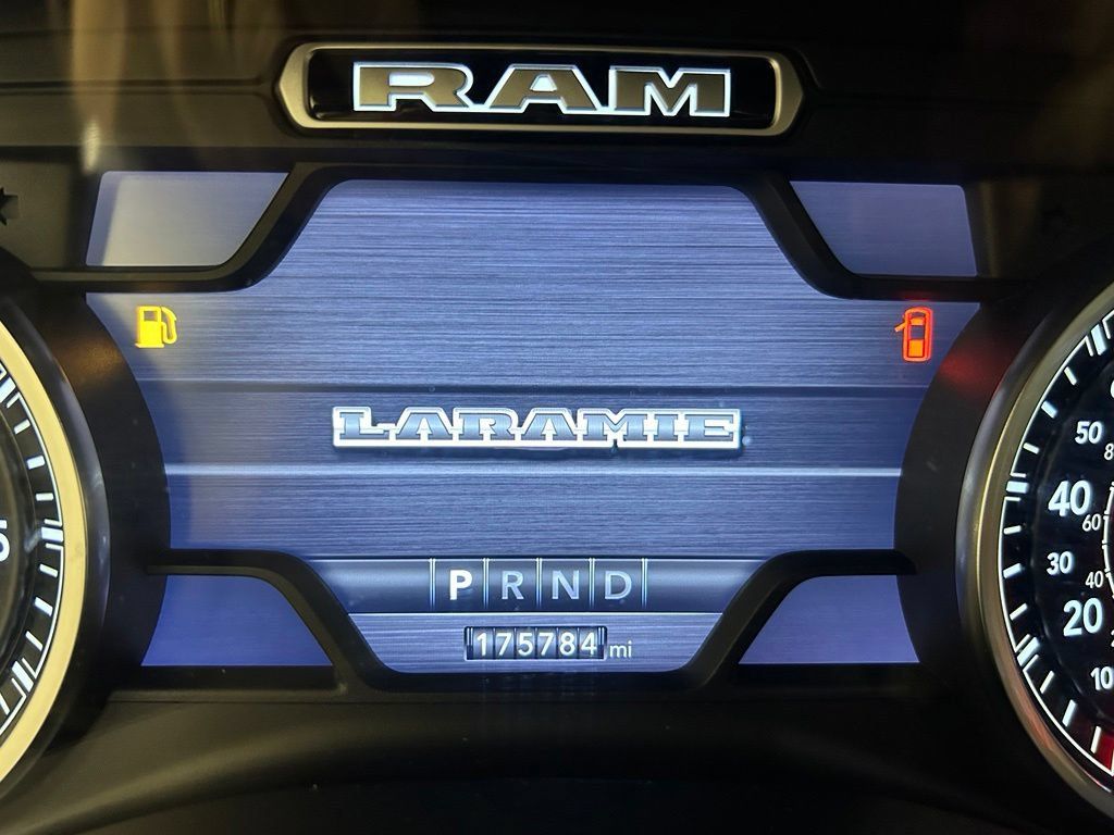 Used 2019 RAM 1500 Laramie AWD/4WD image 19