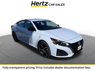 Used 2025 Nissan Altima 2.5 SR FWD video 1