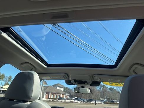 Used 2024 Subaru Forester Premium image 14