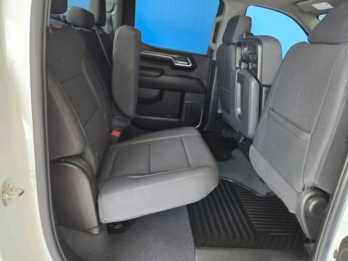 Used 2024 Chevrolet Silverado 1500 LT image 22