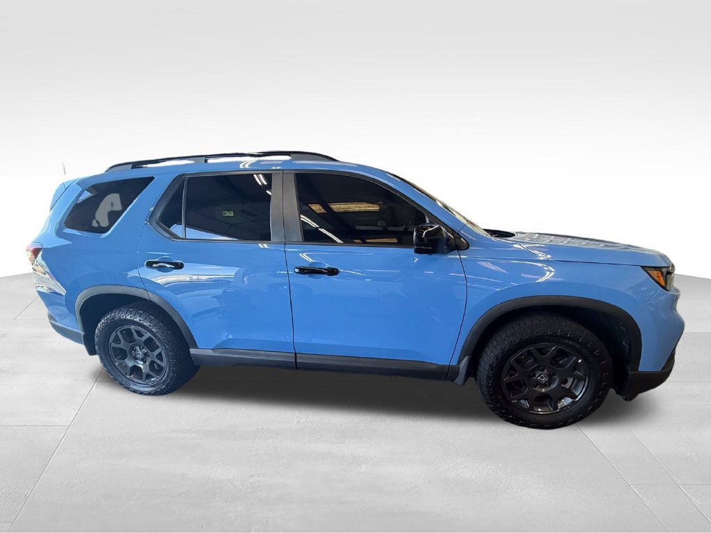Used 2024 Honda Pilot TrailSport image 6