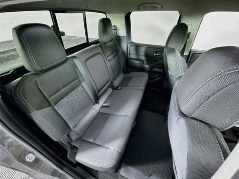 Used 2026 Nissan Frontier SV w/ SV Convenience Package RWD image 25