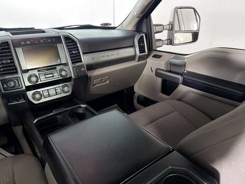 Used 2020 Ford F250 XLT w/ XLT Premium Package AWD/4WD image 22