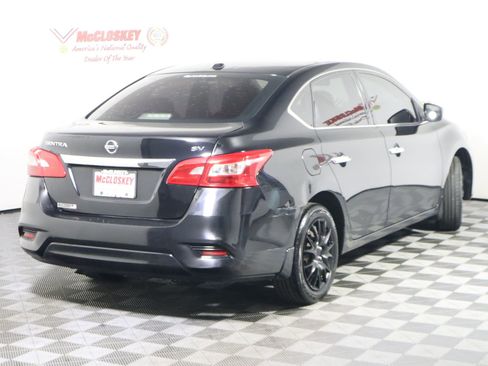 Used 2017 Nissan Sentra SV w/ Driver's Assist Package FWD image 5