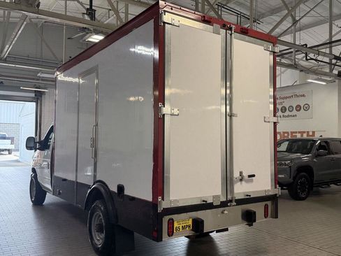 Used 2023 Ford E-350 and Econoline 350 Super Duty w/ Power Windows & Locks Group RWD image 10
