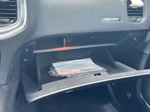 Used 2017 Dodge Charger R/T RWD image 18
