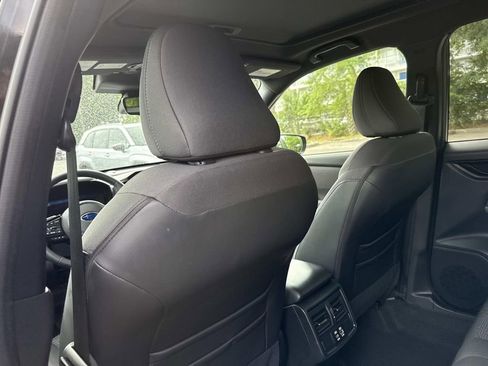 Certified 2025 Subaru Forester Premium AWD/4WD image 14