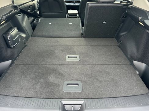 Certified 2024 Nissan Ariya FWD image 17