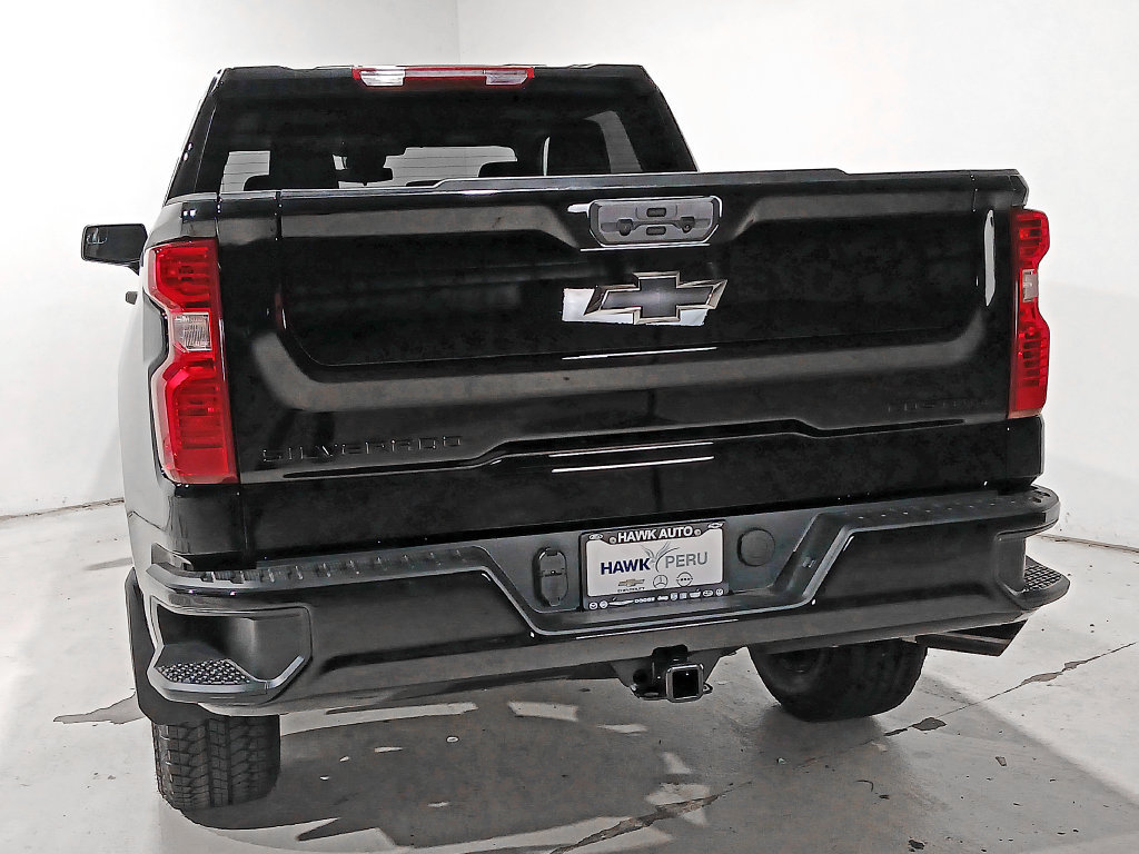 Used 2026 Chevrolet Silverado 1500 Custom Trail Boss w/ Turbomax Blackout Package AWD/4WD image 5